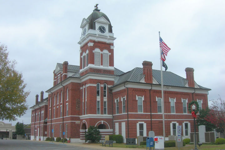 Washington County Courthouse in Sandersville, GA